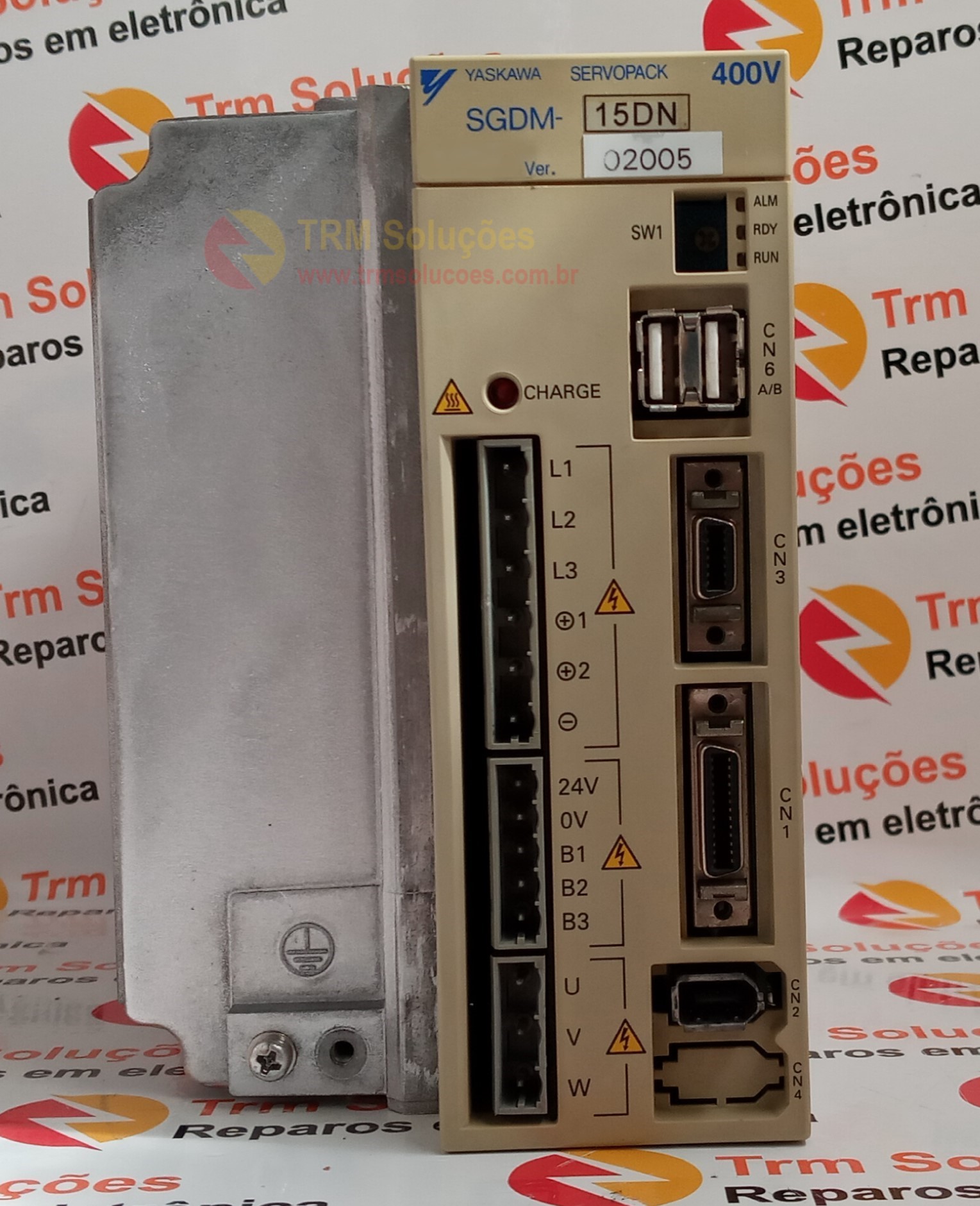 YASKAWA - SGDM - 15DN