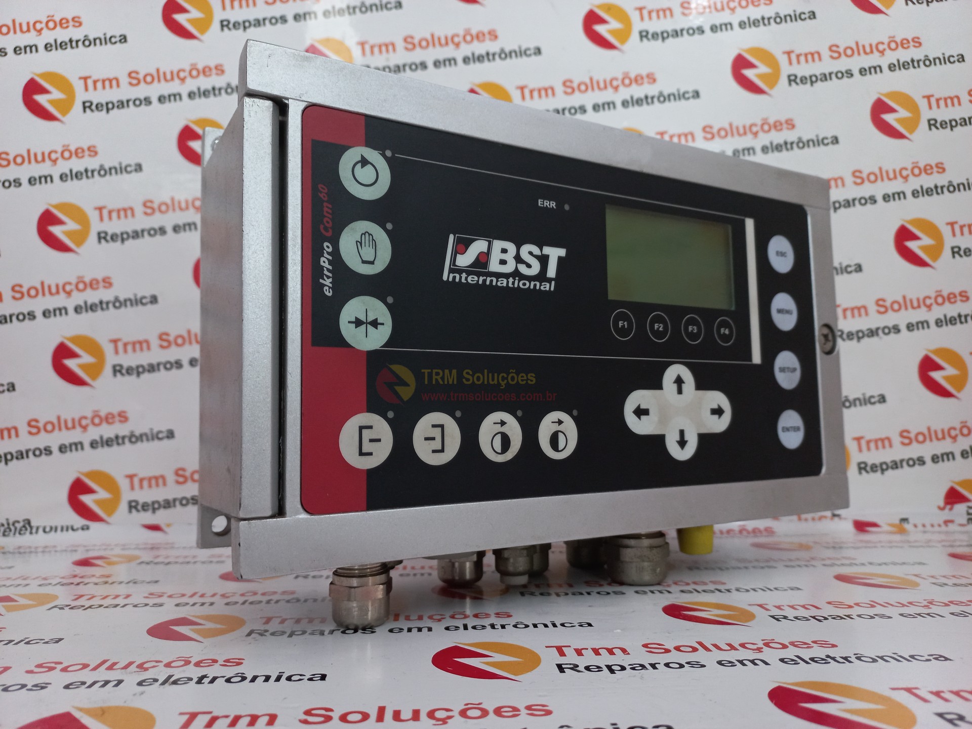 BST INTERNACIONAL - EKRPRO COM60 XT